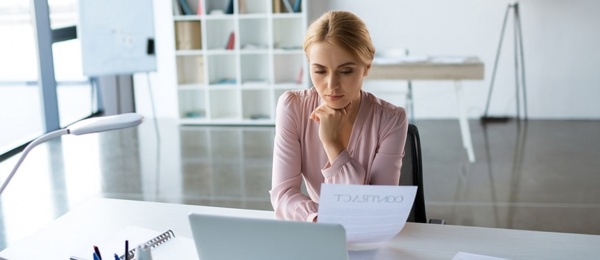 Executive Desk: The Silent Weapon of Modern Management Strategy